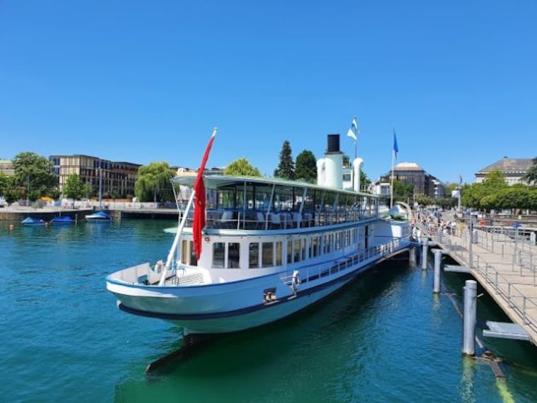 Take a Cruise on Limmat-3